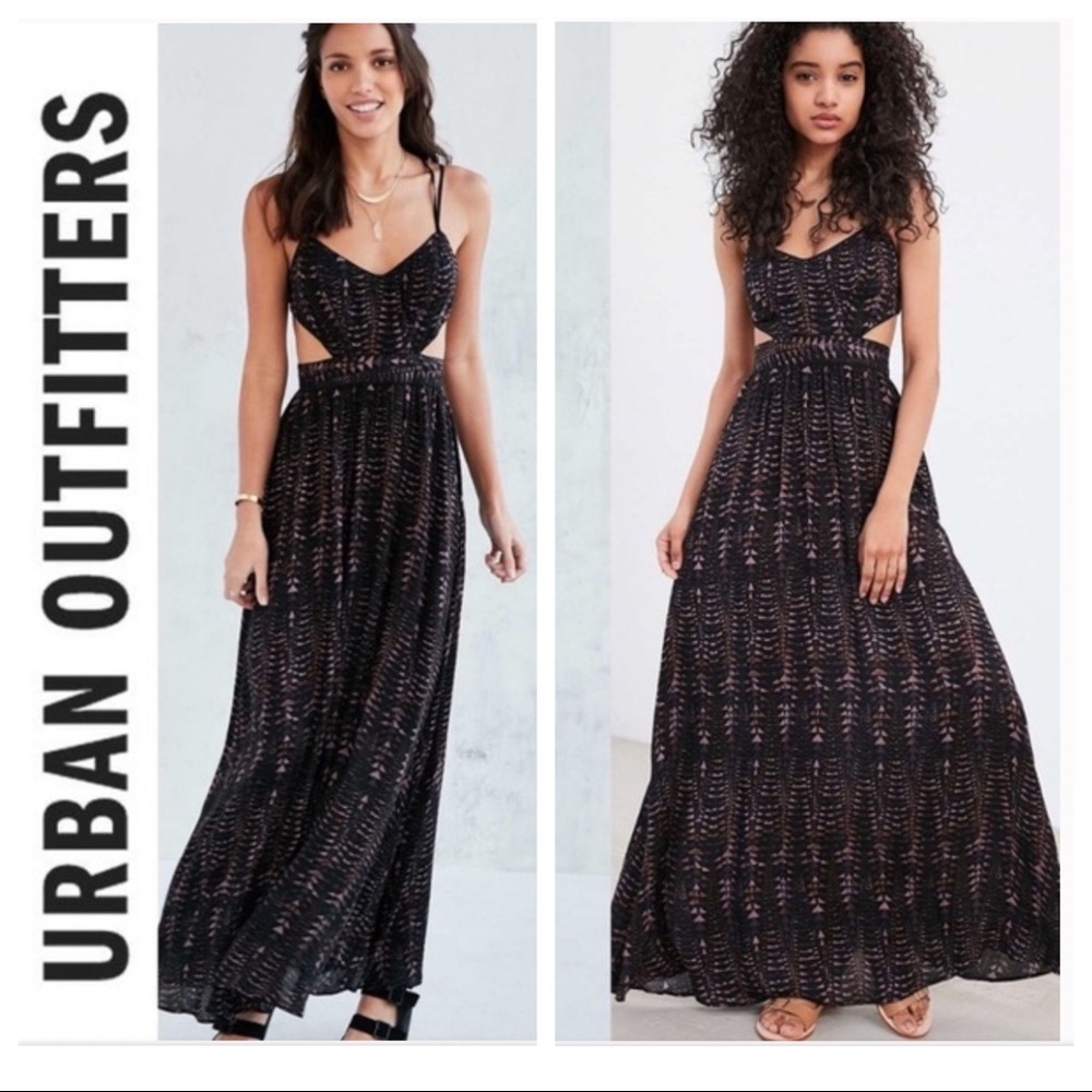 🌿UO Ecote Shipwreck Cutout Maxi Dress🌿